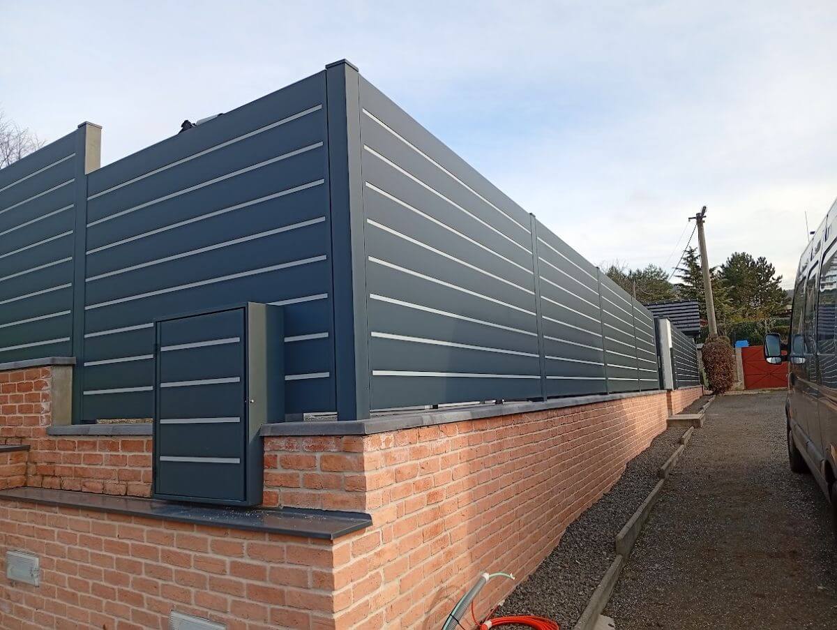 Hliníkové oplotenie Wien nepriehľadná 